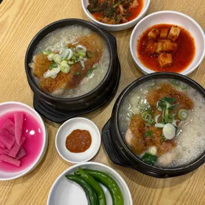 이우철한방누룽지삼계탕 사진