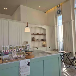 카페 리벌스 리뷰 사진