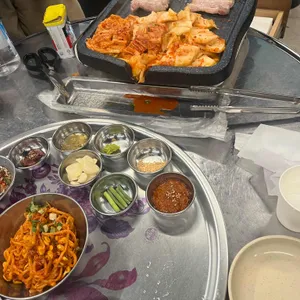 마삼구 김치삼겹살 리뷰 사진