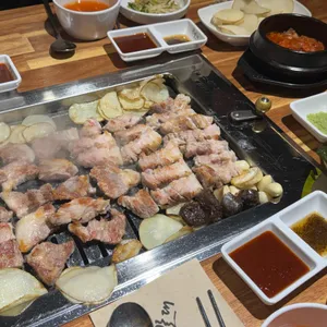 후발대 리뷰 사진