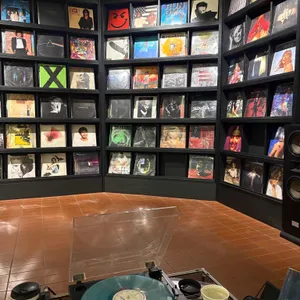 바이닐 성수 리뷰 사진