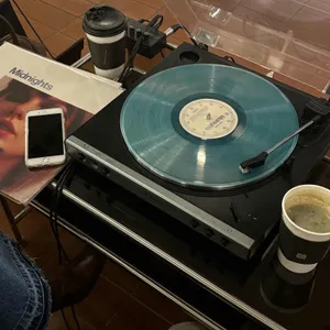 바이닐 성수 리뷰 사진