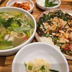 조돌칼국수 대표 사진