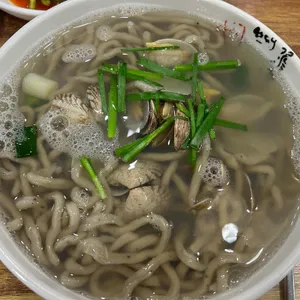 뚝배기바지락칼국수 대표 사진