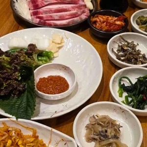 얼큰이감자탕삼겹살 대표 사진