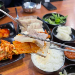 동주옥 대표 사진