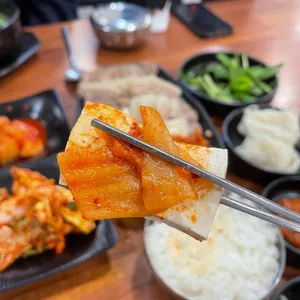 동주옥 대표 사진