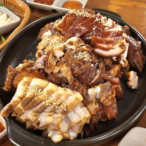 족발야시장 사진