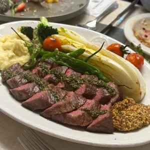 더미뇽 서울 사진