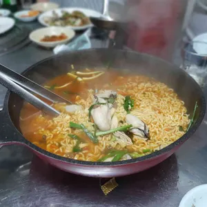 여수돌산굴집 대표 사진