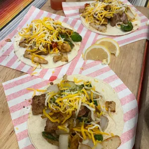 레오 차우 리뷰 사진