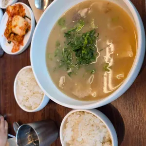 육당헌 대표 사진