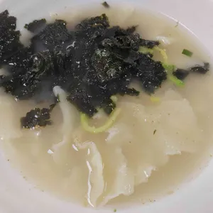 앵콜칼국수 사진