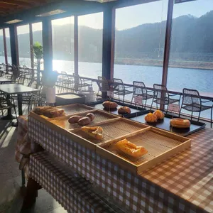 메콩 카페 리뷰 사진