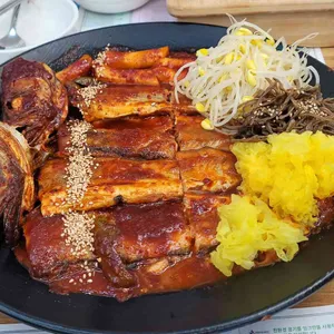 명품어담 대표 사진