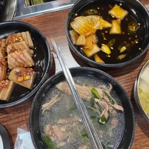 명성오리전문점 대표 사진