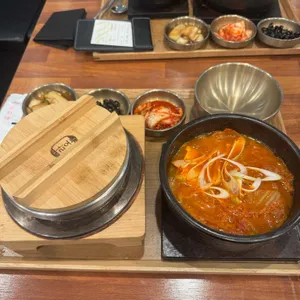 라온 대표 사진