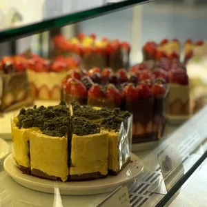 OH WOAH 대표 사진