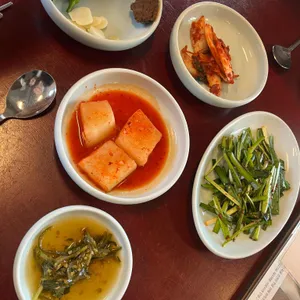 엄용백 돼지국밥 대표 사진