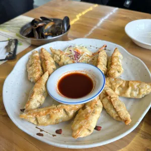 미옌 대표 사진