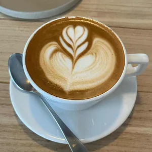 올웨이즈 어거스트 로스터리 사진 2