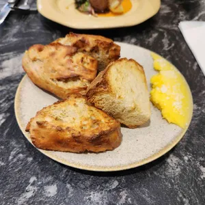 피트 대표 사진