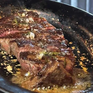 보테가 대표 사진