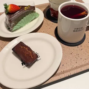 프럼브릿지 대표 사진