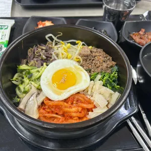 한식당 기흥(부산방향)휴게소 사진 1