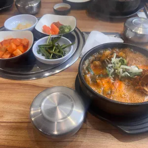 참나무감자탕 대표 사진