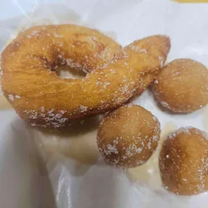 쉐프윤 찹쌀꽈배기고로케 대표 사진