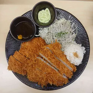 나나카츠돈 리뷰 사진