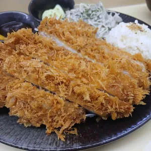 나나카츠돈 사진 1