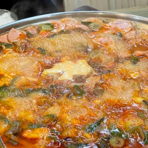 놀부부대찌개 사진