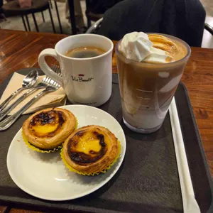 폴바셋 대표 사진