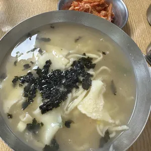 원조고향손칼국수 대표 사진