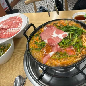 등촌샤브칼국수 사진