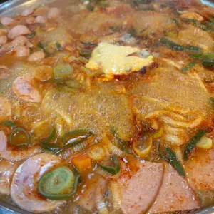 놀부부대찌개 사진