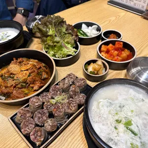 마선생얼큰국밥 사진