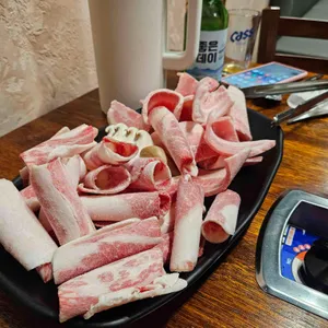 돌판돼지 대표 사진