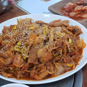 성산흑돼지두루치기몸국 사진