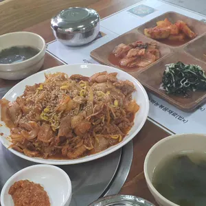 성산흑돼지두루치기몸국 사진