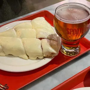 스폰티니 대표 사진