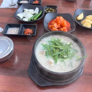 또와야지 돼지국밥 대표 사진