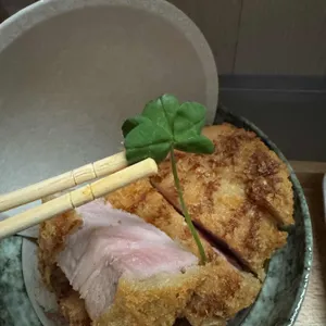 쿼카츠 대표 사진