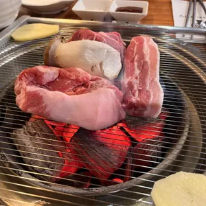 솔방구리 삼겹살 리뷰 사진