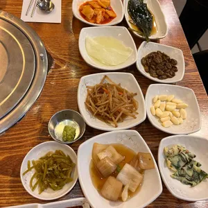 솔방구리 삼겹살 사진