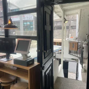 롤러커피 리뷰 사진