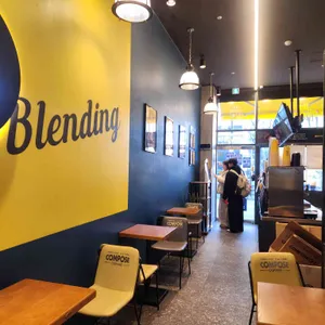 컴포즈커피 리뷰 사진