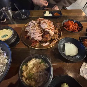 깐깐한족발 대표 사진